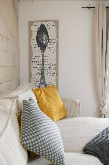 Magnifique T2 Avec Balcon Centre-Ville Cognac Exterior foto
